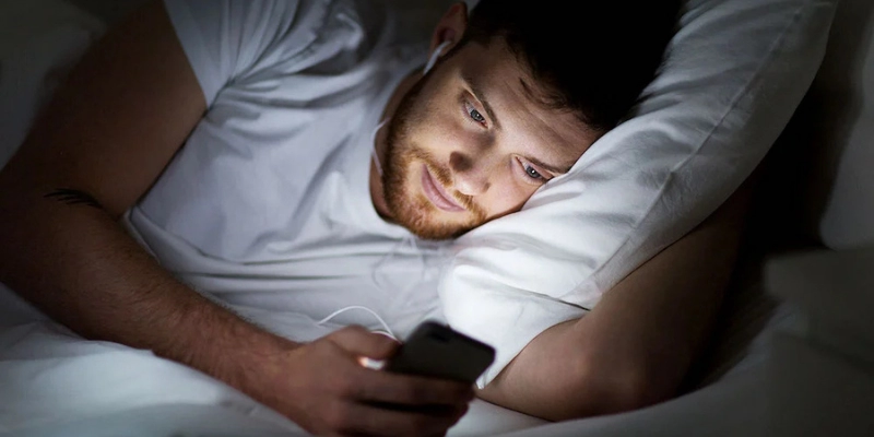 cách vượt qua cảm xúc khi mơ thấy người cũ