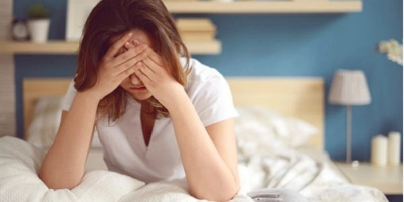 Vì sao bạn lại mơ thấy người yêu cũ gọi điện nhưng không nói?
