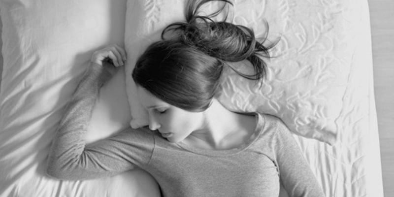 Mơ Thấy Người Yêu Cũ Ôm Mình