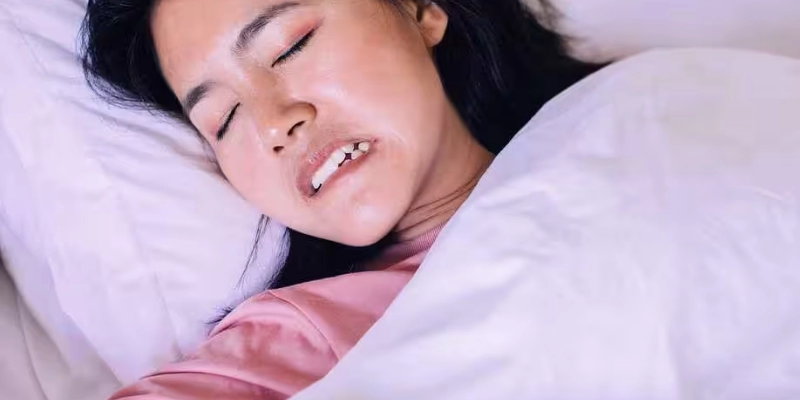 Mơ Thấy Người Yêu Cũ Tặng Quà